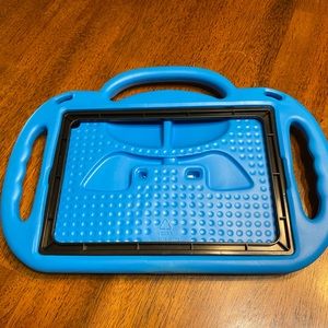 Children’s case for iPad. New.
